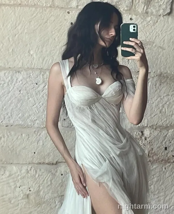 Yue ling, 24 — эскорт Ереван